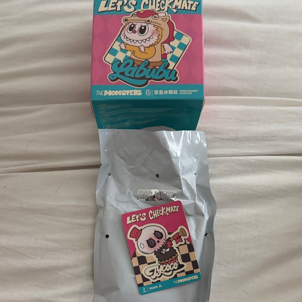 100 authentic Labubu Let's Checkmate magnet -Tycoco Sold out